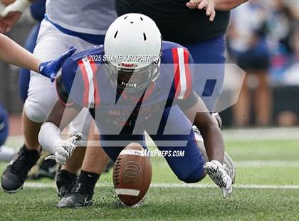 Thumbnail 3 in Quinlin Ford Vs Life Waxahachie(Varsity Scrimmage) photogallery.