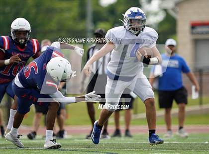 Thumbnail 1 in Quinlin Ford Vs Life Waxahachie(Varsity Scrimmage) photogallery.
