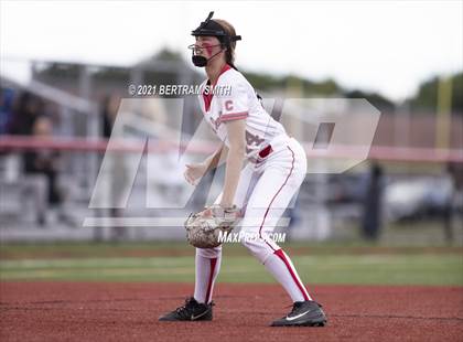 Thumbnail 3 in Niagara Falls @ Clarence (NYSPHSAA Section 6 Class AA Semifinal) photogallery.
