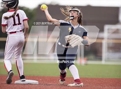 Thumbnail 2 in Niagara Falls @ Clarence (NYSPHSAA Section 6 Class AA Semifinal) photogallery.