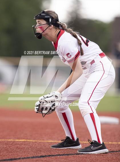 Thumbnail 1 in Niagara Falls @ Clarence (NYSPHSAA Section 6 Class AA Semifinal) photogallery.