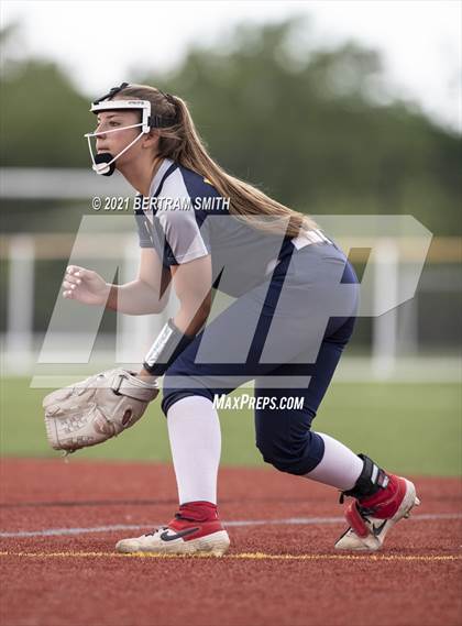Thumbnail 1 in Niagara Falls @ Clarence (NYSPHSAA Section 6 Class AA Semifinal) photogallery.