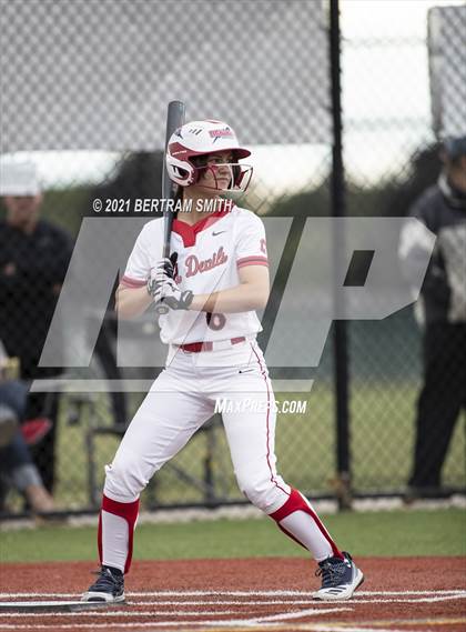Thumbnail 2 in Niagara Falls @ Clarence (NYSPHSAA Section 6 Class AA Semifinal) photogallery.