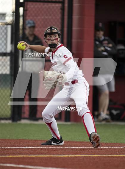 Thumbnail 2 in Niagara Falls @ Clarence (NYSPHSAA Section 6 Class AA Semifinal) photogallery.