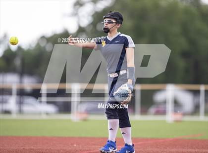 Thumbnail 1 in Niagara Falls @ Clarence (NYSPHSAA Section 6 Class AA Semifinal) photogallery.
