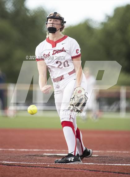 Thumbnail 3 in Niagara Falls @ Clarence (NYSPHSAA Section 6 Class AA Semifinal) photogallery.