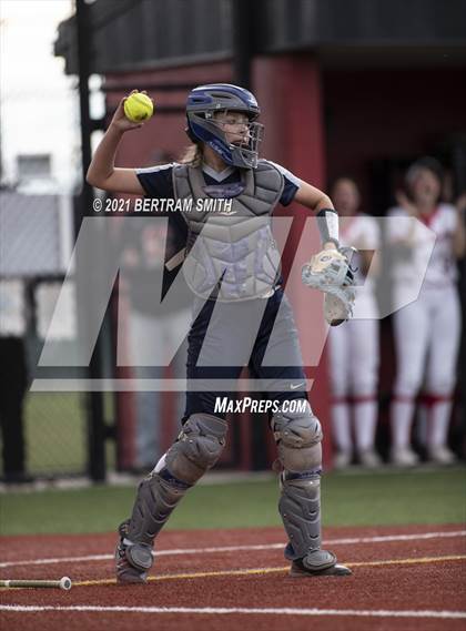 Thumbnail 3 in Niagara Falls @ Clarence (NYSPHSAA Section 6 Class AA Semifinal) photogallery.