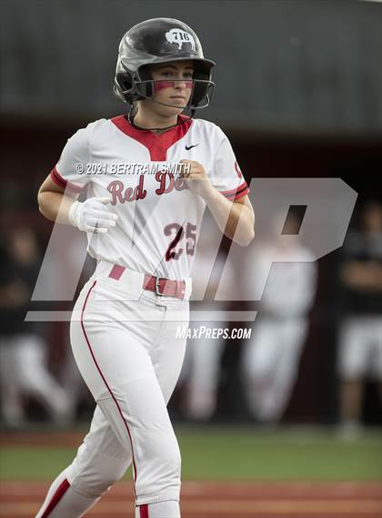 Thumbnail 2 in Niagara Falls @ Clarence (NYSPHSAA Section 6 Class AA Semifinal) photogallery.