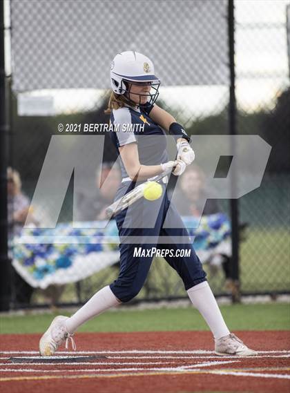 Thumbnail 1 in Niagara Falls @ Clarence (NYSPHSAA Section 6 Class AA Semifinal) photogallery.