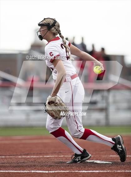 Thumbnail 2 in Niagara Falls @ Clarence (NYSPHSAA Section 6 Class AA Semifinal) photogallery.