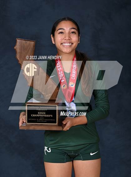 Thumbnail 1 in Campbell Hall vs. Sacred Heart Cathedral Preparatory (CIF State D2 Final Awards) photogallery.