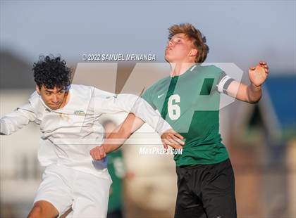 Thumbnail 2 in Gretna vs. Bryan photogallery.