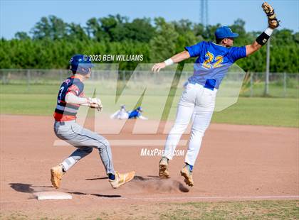 Thumbnail 2 in Chipley vs Malone (FHSAA 1A District 3 Semifinal) photogallery.