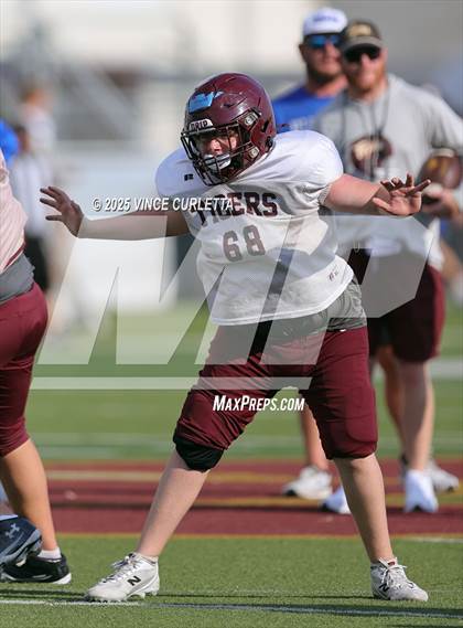 Thumbnail 1 in New Braunfels @ Dripping Springs (Scrimmage) photogallery.