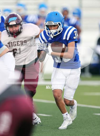 Thumbnail 3 in New Braunfels @ Dripping Springs (Scrimmage) photogallery.