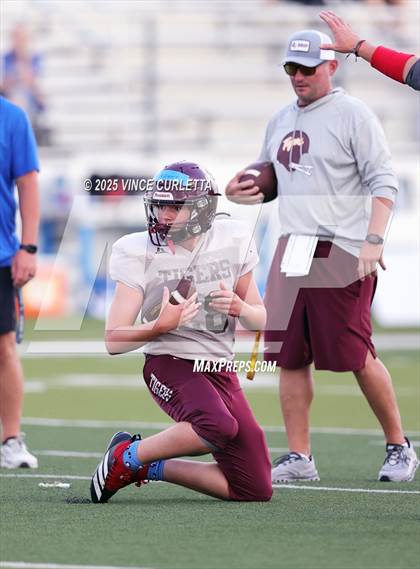 Thumbnail 2 in New Braunfels @ Dripping Springs (Scrimmage) photogallery.