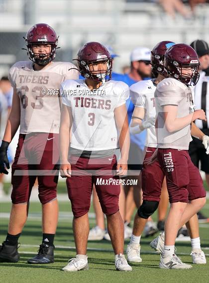 Thumbnail 3 in New Braunfels @ Dripping Springs (Scrimmage) photogallery.