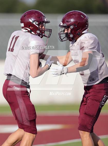 Thumbnail 1 in New Braunfels @ Dripping Springs (Scrimmage) photogallery.