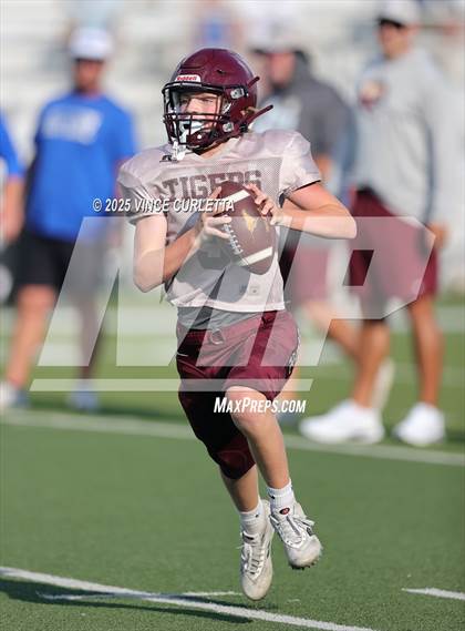 Thumbnail 1 in New Braunfels @ Dripping Springs (Scrimmage) photogallery.