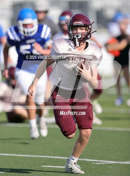 Thumbnail 3 in New Braunfels @ Dripping Springs (Scrimmage) photogallery.