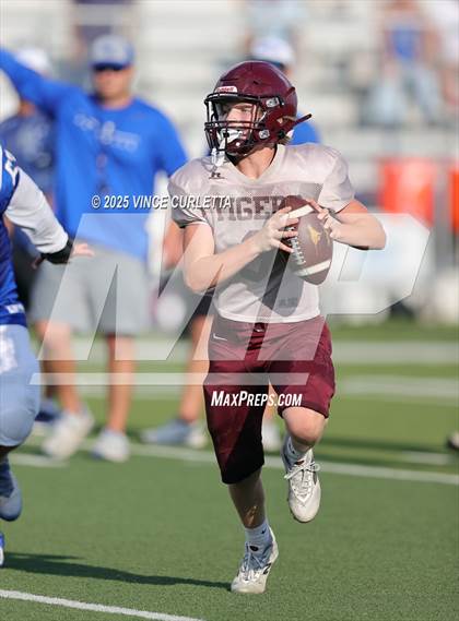 Thumbnail 2 in New Braunfels @ Dripping Springs (Scrimmage) photogallery.