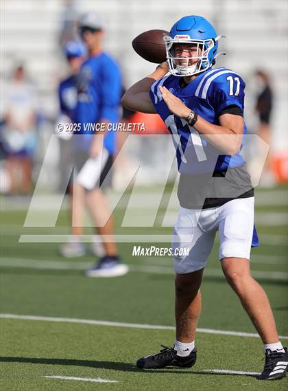 Thumbnail 3 in New Braunfels @ Dripping Springs (Scrimmage) photogallery.