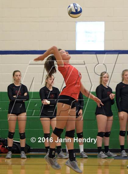 Thumbnail 1 in Flintridge Sacred Heart vs. Valley Christian (Durango Fall Classic) photogallery.