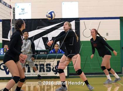 Thumbnail 3 in Flintridge Sacred Heart vs. Valley Christian (Durango Fall Classic) photogallery.