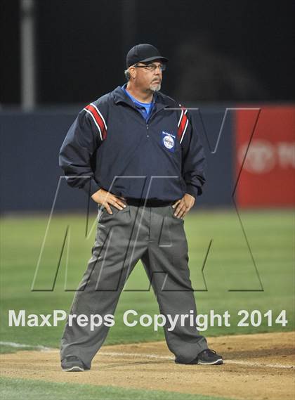 Thumbnail 2 in Grossmont vs. Valhalla (CIF SDS D1 Final) photogallery.