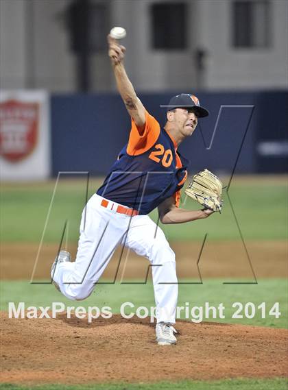 Thumbnail 1 in Grossmont vs. Valhalla (CIF SDS D1 Final) photogallery.