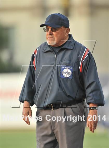 Thumbnail 2 in Grossmont vs. Valhalla (CIF SDS D1 Final) photogallery.