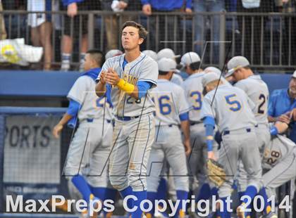 Thumbnail 2 in Grossmont vs. Valhalla (CIF SDS D1 Final) photogallery.