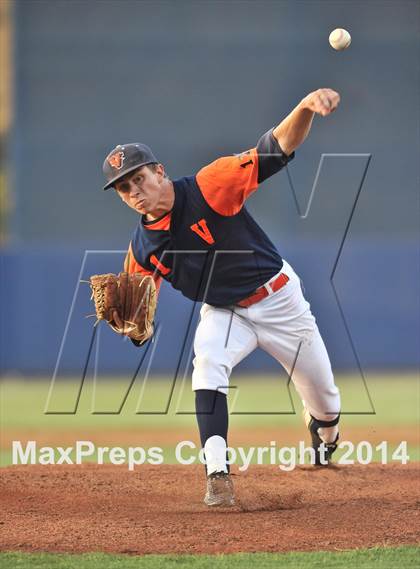 Thumbnail 1 in Grossmont vs. Valhalla (CIF SDS D1 Final) photogallery.