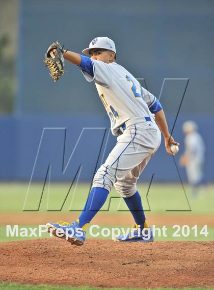 Thumbnail 3 in Grossmont vs. Valhalla (CIF SDS D1 Final) photogallery.