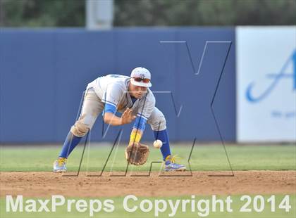 Thumbnail 2 in Grossmont vs. Valhalla (CIF SDS D1 Final) photogallery.