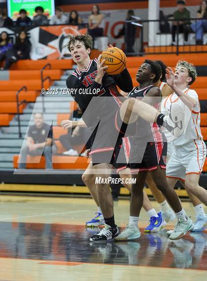 Thumbnail 3 in West @ Murray photogallery.