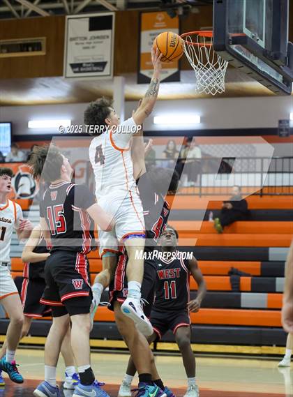 Thumbnail 2 in West @ Murray photogallery.