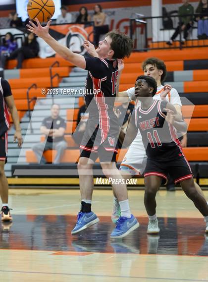 Thumbnail 1 in West @ Murray photogallery.