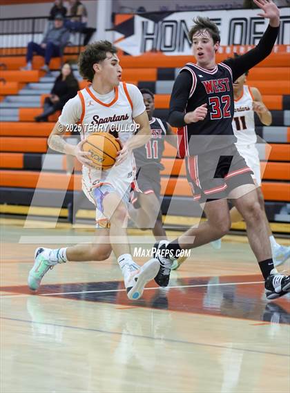 Thumbnail 2 in West @ Murray photogallery.