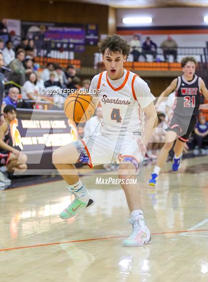 Thumbnail 1 in West @ Murray photogallery.