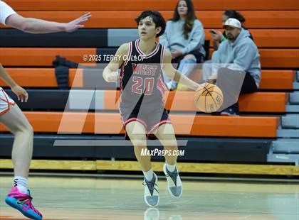 Thumbnail 2 in West @ Murray photogallery.