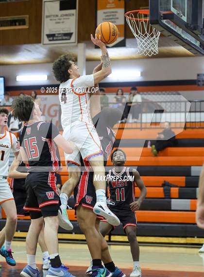 Thumbnail 1 in West @ Murray photogallery.