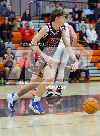 Thumbnail 2 in West @ Murray photogallery.