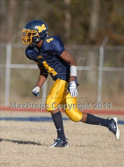 Thumbnail 1 in Triad @ Marion (IHSA Class 5A Playoffs - First Round) photogallery.