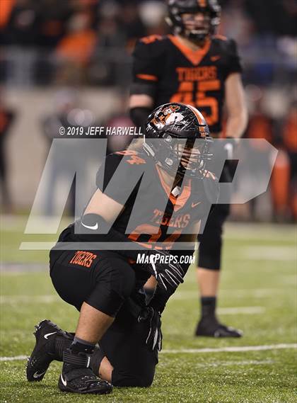 Thumbnail 1 in Washington vs. La Salle (OHSAA D2 Final)  photogallery.