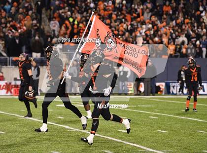 Thumbnail 1 in Washington vs. La Salle (OHSAA D2 Final)  photogallery.