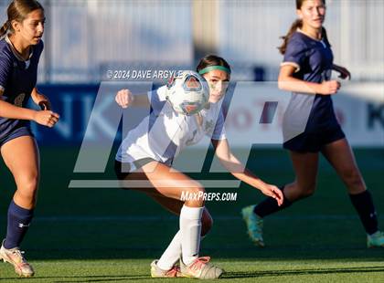 Thumbnail 2 in Rowland Hall vs. Waterford (UHSAA 2A Semifinal) photogallery.