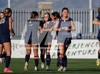 Thumbnail 3 in Rowland Hall vs. Waterford (UHSAA 2A Semifinal) photogallery.