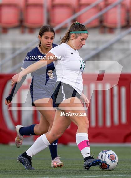 Thumbnail 1 in Rowland Hall vs. Waterford (UHSAA 2A Semifinal) photogallery.