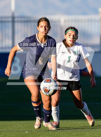 Thumbnail 3 in Rowland Hall vs. Waterford (UHSAA 2A Semifinal) photogallery.